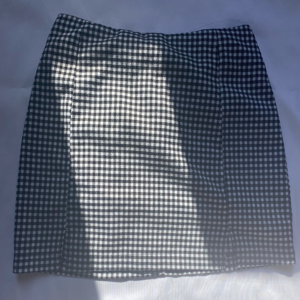 Eyeshadow Black and White Pencil Mini Skirt